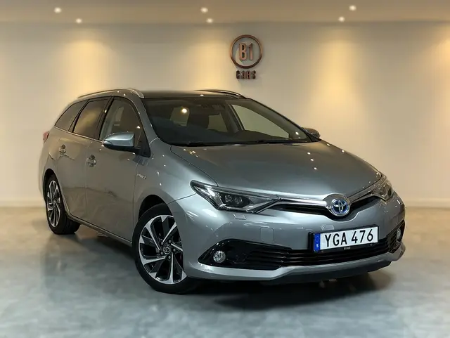 Toyota Auris Touring Sports Hybrid e-CVT Active Plus PANO 2-ÄGARE