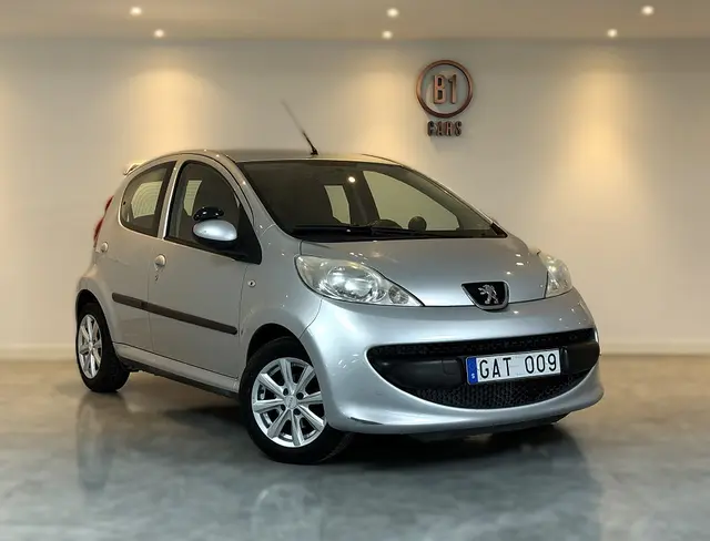 Peugeot 107 5-dörrar 1.0  2-TRONIC  68HK LÅGMIL S+V